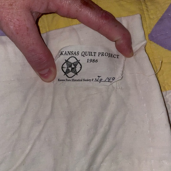 Vintage Quilt-King - Picture 5 of 10